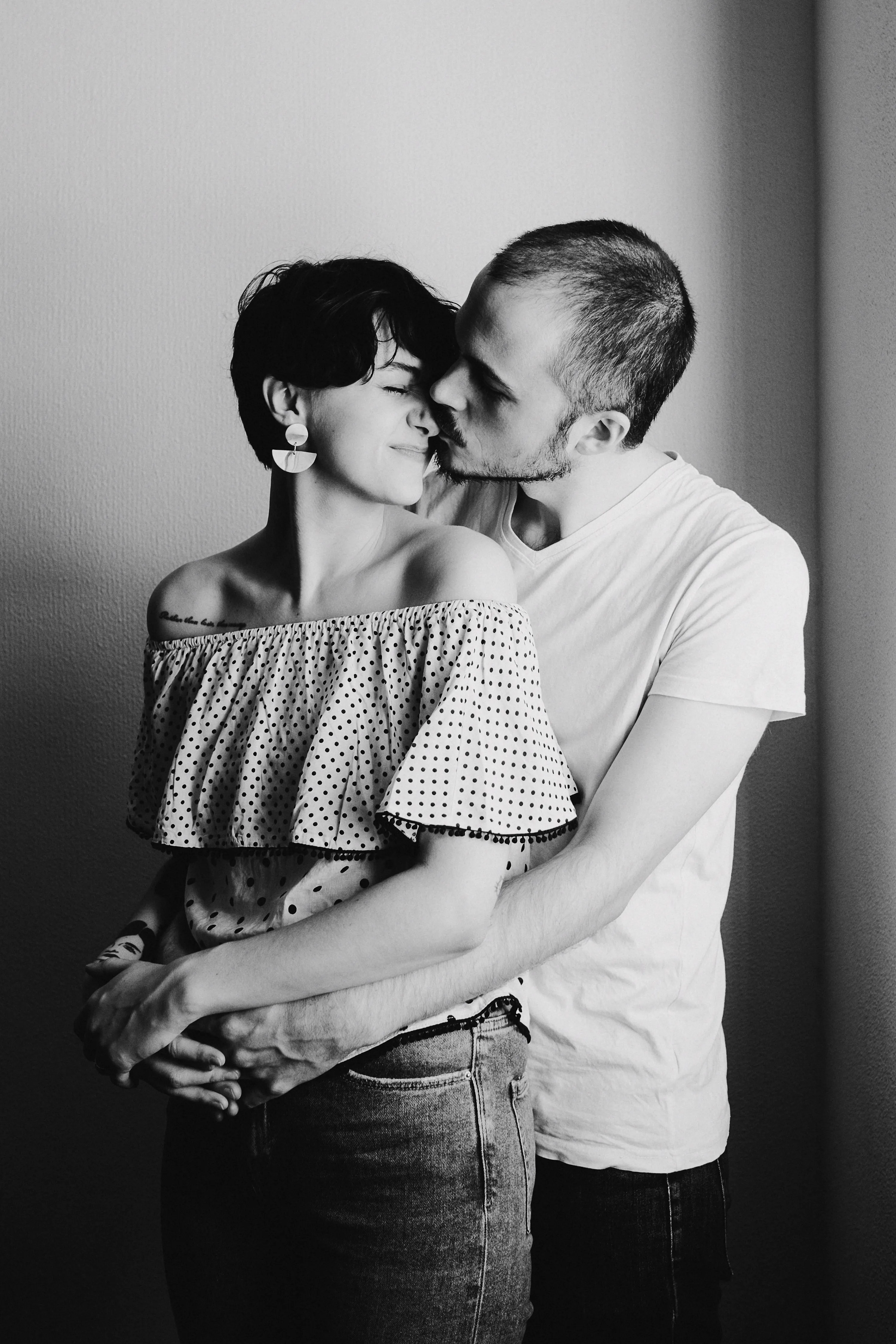 Couple photoshoot in Wellington apartment.